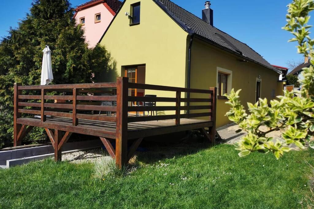 Chaloupka Hluboka - Family Holidays In South Bohemia Hluboká nad Vltavou Exterior photo